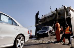 Nassau County police injured several people in their assault on antiwar protests outside the presidential debate